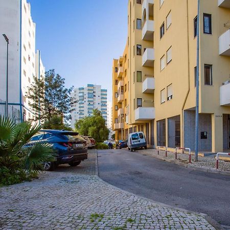 Ocean Breeze 1 Bdr Flat In Portimao By Lovelystay Exterior foto